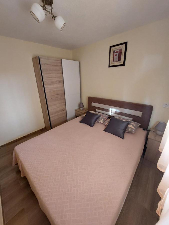 Apartmani Piskoric Vir Zewnętrze zdjęcie