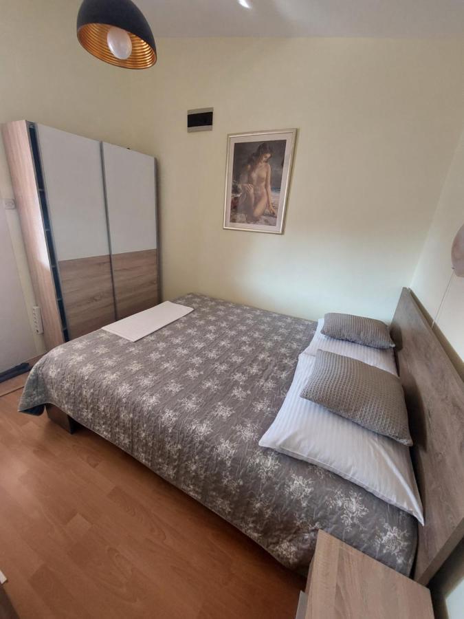 Apartmani Piskoric Vir Zewnętrze zdjęcie
