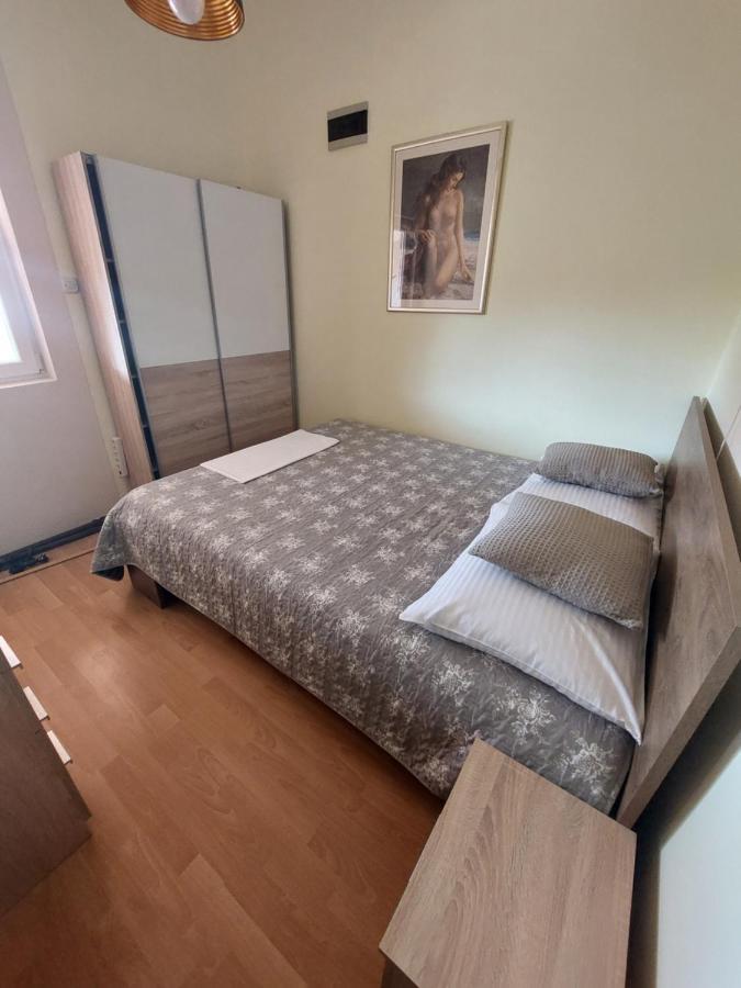 Apartmani Piskoric Vir Zewnętrze zdjęcie