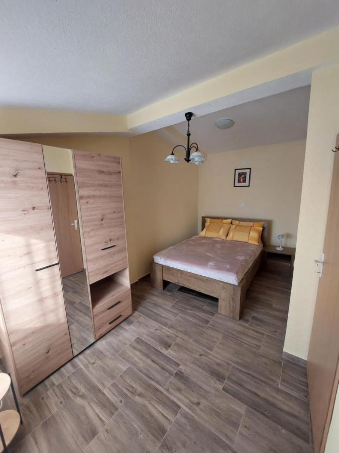 Apartmani Piskoric Vir Zewnętrze zdjęcie