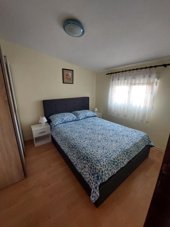 Apartmani Piskoric Vir Zewnętrze zdjęcie